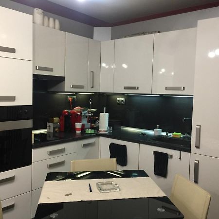 Lovely Sofia Apartment Katerina With Free Parking Exterior foto