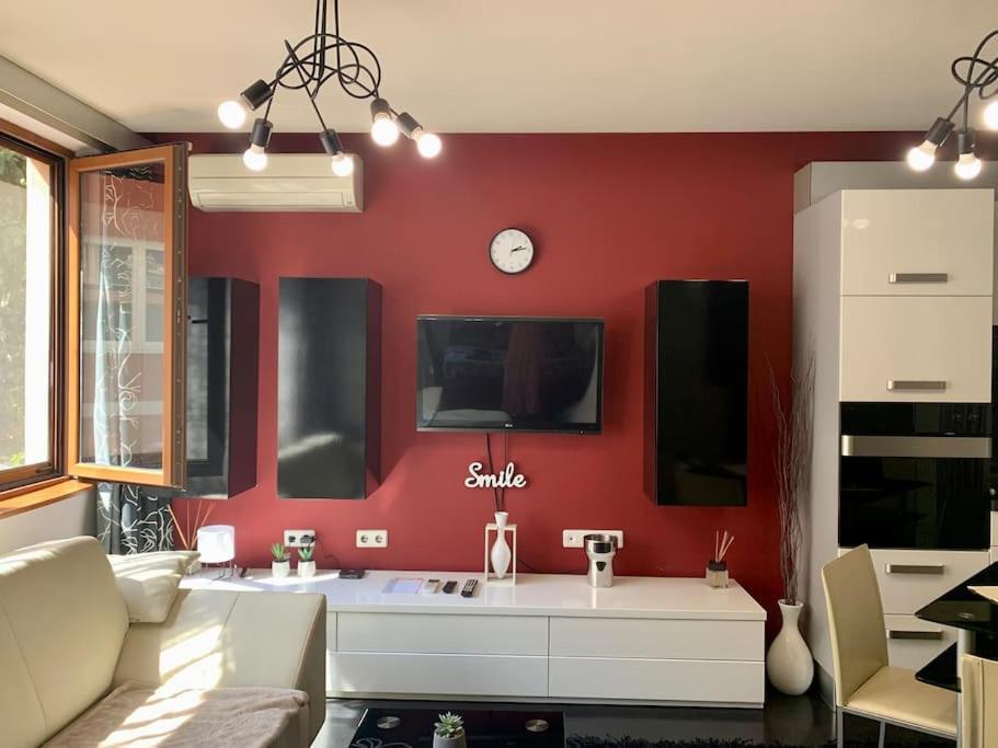 Lovely Sofia Apartment Katerina With Free Parking Exterior foto