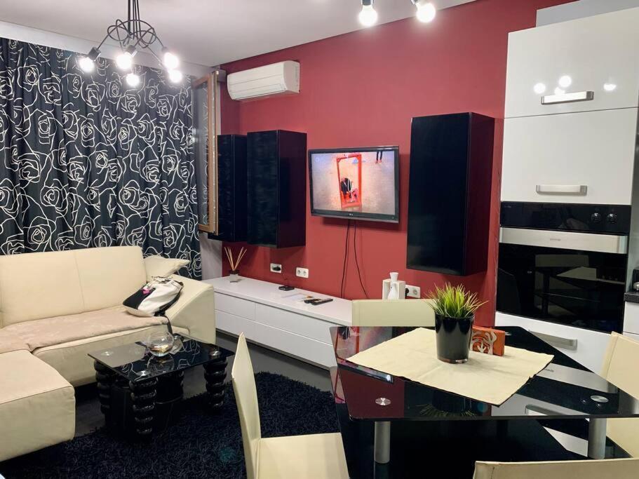 Lovely Sofia Apartment Katerina With Free Parking Exterior foto