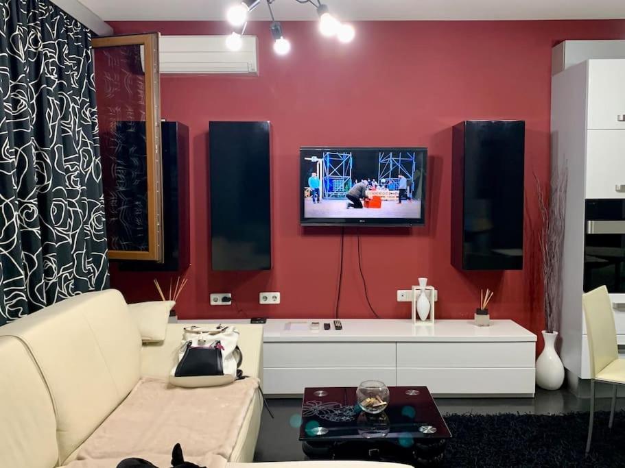 Lovely Sofia Apartment Katerina With Free Parking Exterior foto