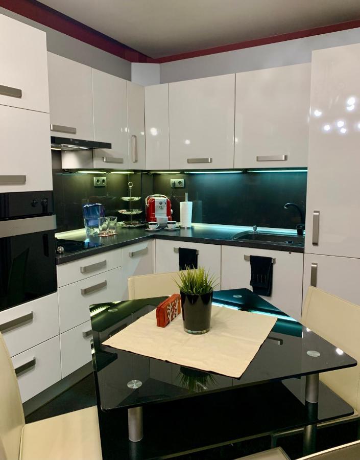 Lovely Sofia Apartment Katerina With Free Parking Exterior foto